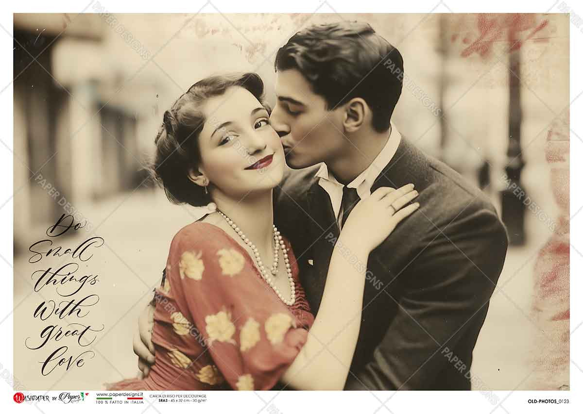 Paper Designs Vintage Couple's Embrace II Rice Paper