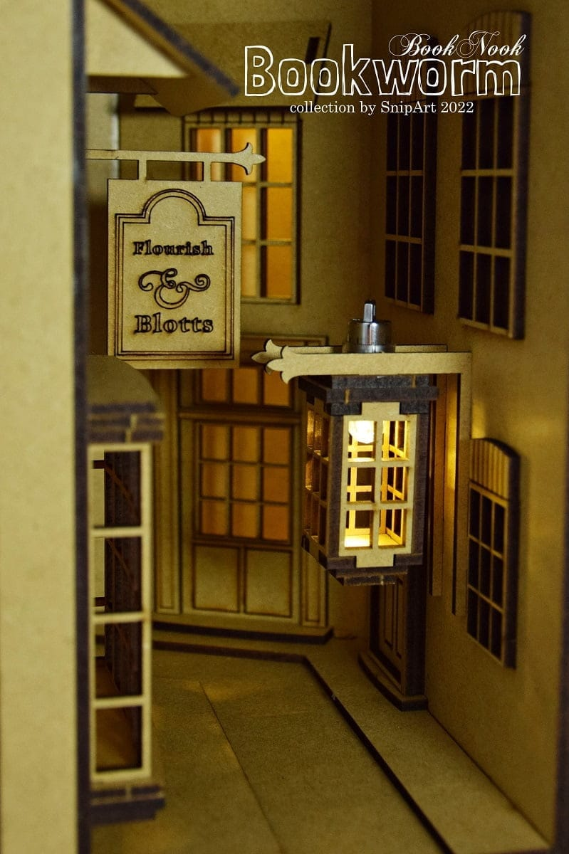 55101 Bookworm – BookNook – Street