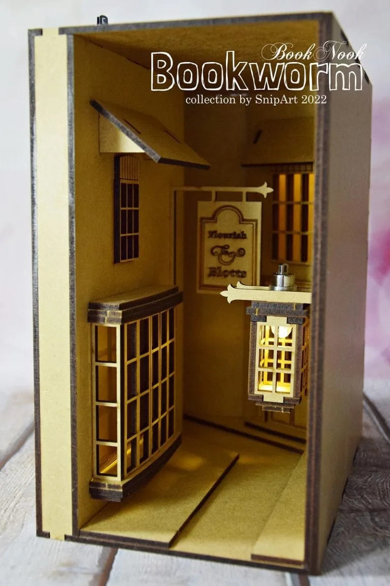 55101 Bookworm – BookNook – Street